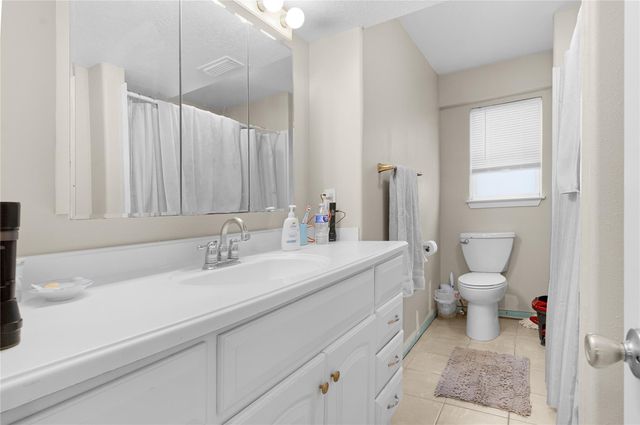 856 Bonita Street, Bayou Vista, TX 77563