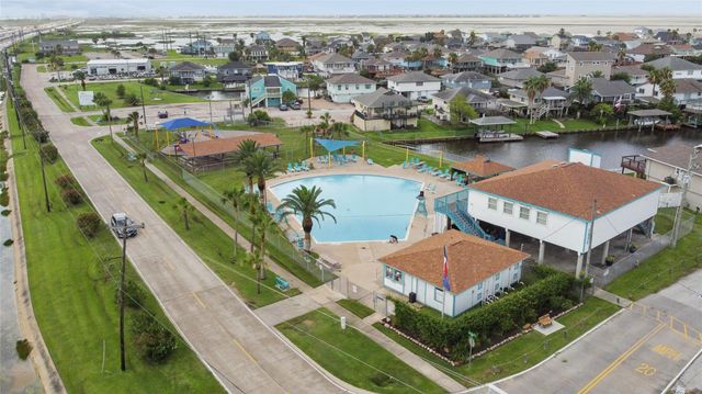 856 Bonita Street, Bayou Vista, TX 77563