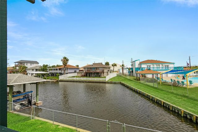 856 Bonita Street, Bayou Vista, TX 77563