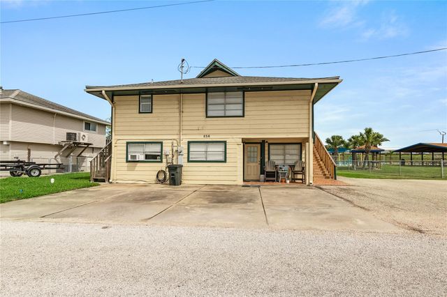 856 Bonita Street, Bayou Vista, TX 77563