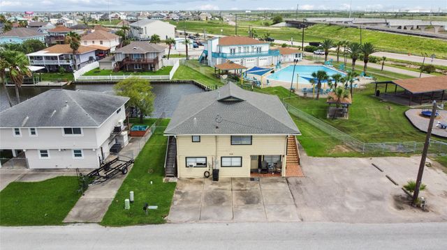 856 Bonita Street, Bayou Vista, TX 77563