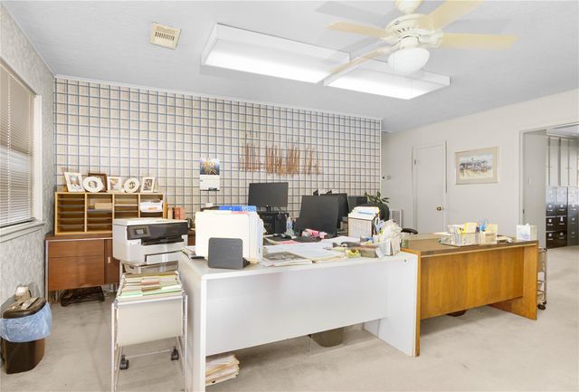 856 Bonita Street, Bayou Vista, TX 77563