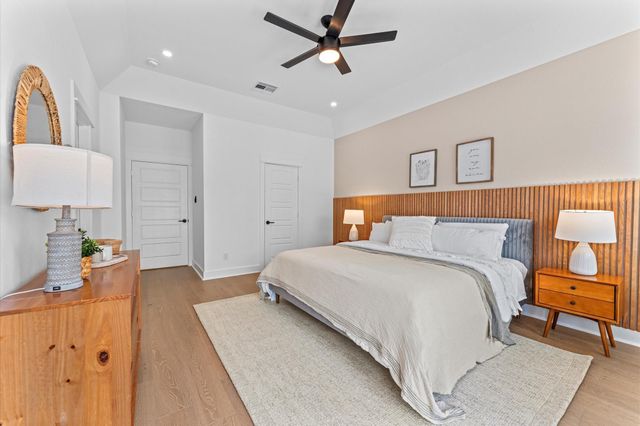 3011 Jensen Springs Lane, Houston, TX 77026