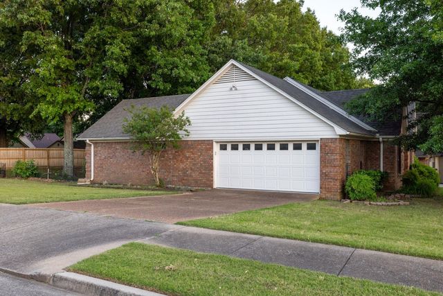 3846 THISTLE KNOLL CV, Bartlett, TN 38135