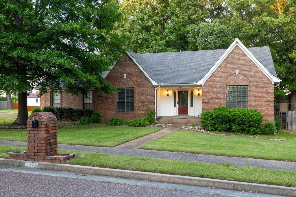 3846 THISTLE KNOLL CV, Bartlett, TN 38135