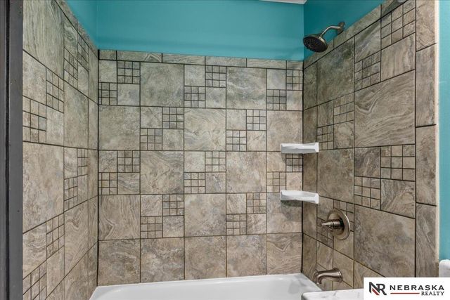 2410 Jameson North, Lincoln, NE 68512