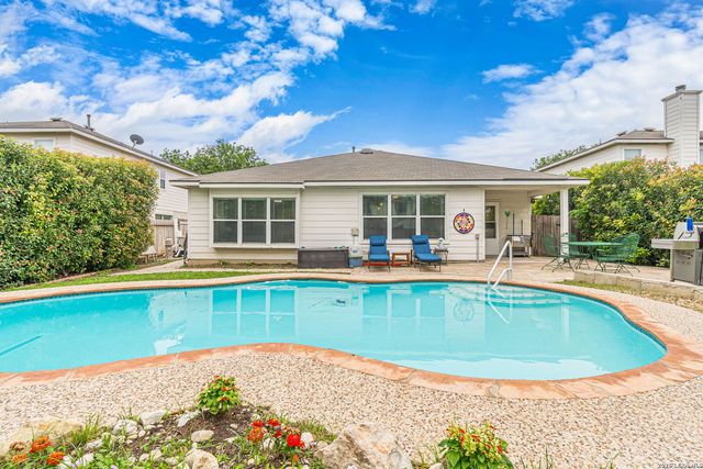 15830 Borwick, Selma, TX 78154