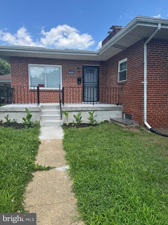 2000 JASPER ST SE, Washington, DC 20020
