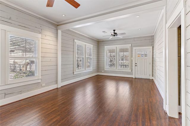 809 Woodrow Street, Houston, TX 77006