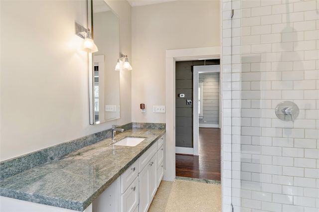 809 Woodrow Street, Houston, TX 77006