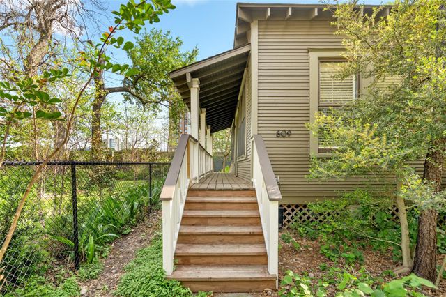 809 Woodrow Street, Houston, TX 77006