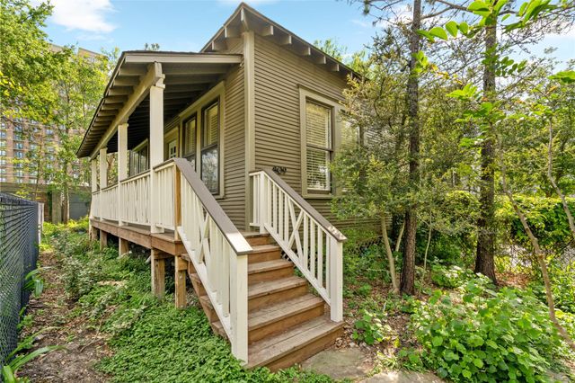 809 Woodrow Street, Houston, TX 77006