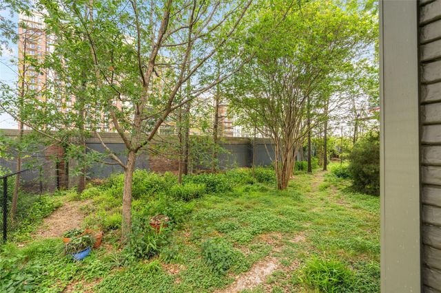 809 Woodrow Street, Houston, TX 77006