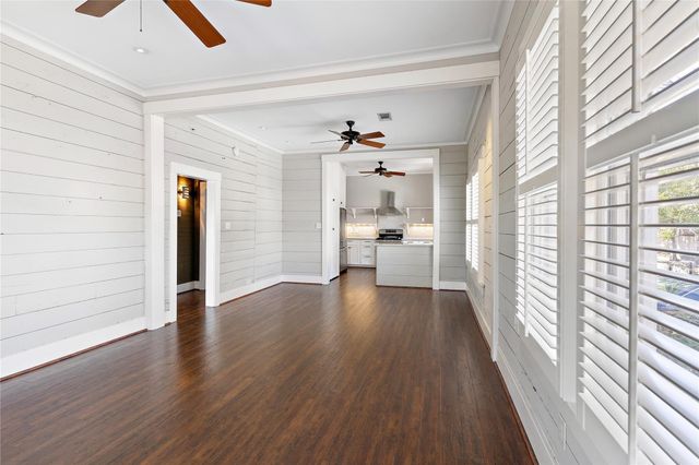 809 Woodrow Street, Houston, TX 77006