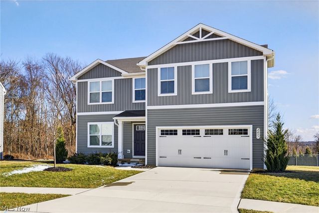 2457 Bishop Oval, Barberton, OH 44203