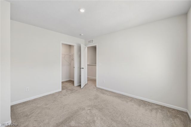 2457 Bishop Oval, Barberton, OH 44203