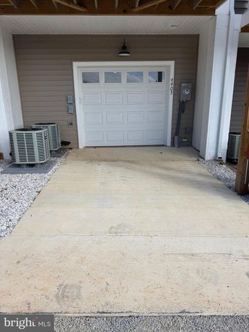 4401 OGLETHORPE ST, Hyattsville, MD 20781