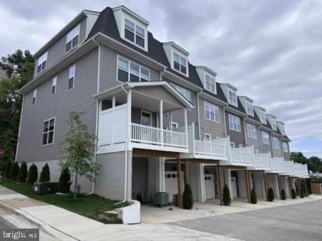 4401 OGLETHORPE ST, Hyattsville, MD 20781