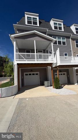 4401 OGLETHORPE ST, Hyattsville, MD 20781
