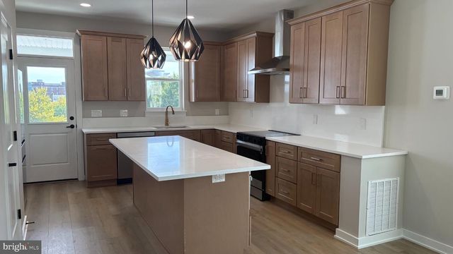 4401 OGLETHORPE ST, Hyattsville, MD 20781