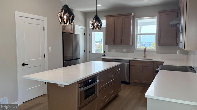4401 OGLETHORPE ST, Hyattsville, MD 20781