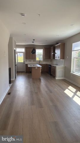 4401 OGLETHORPE ST, Hyattsville, MD 20781