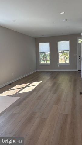4401 OGLETHORPE ST, Hyattsville, MD 20781