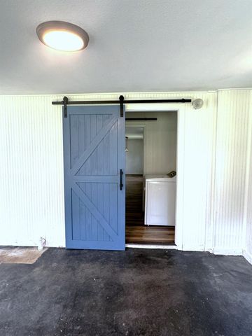 1207 Half Moon Drive, Wharton, TX 77488