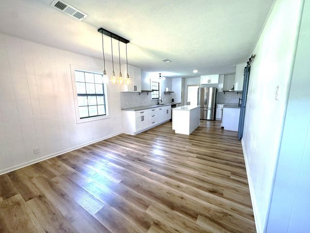 1207 Half Moon Drive, Wharton, TX 77488