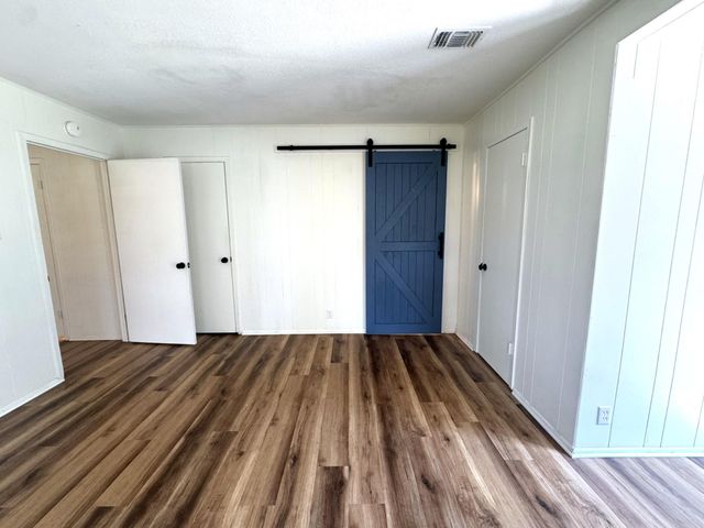 1207 Half Moon Drive, Wharton, TX 77488