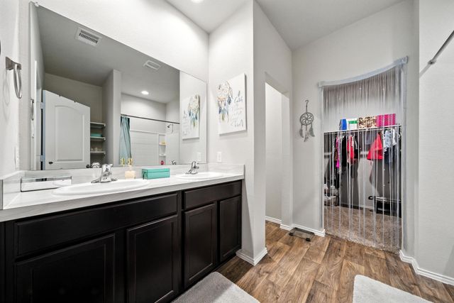 2518 Kingsford Arbor Way, Spring, TX 77373