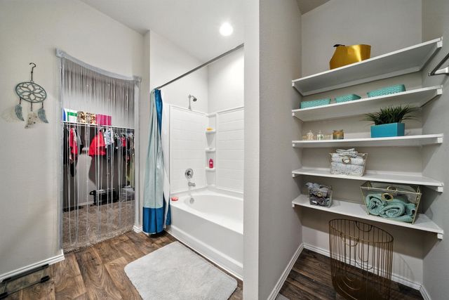 2518 Kingsford Arbor Way, Spring, TX 77373