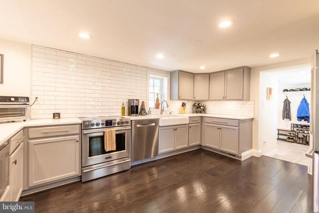 28 SEMINARY RD, Glenmoore, PA 19343