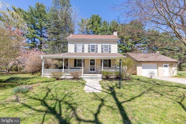 28 SEMINARY RD, Glenmoore, PA 19343