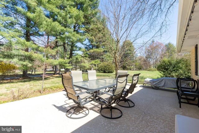 28 SEMINARY RD, Glenmoore, PA 19343