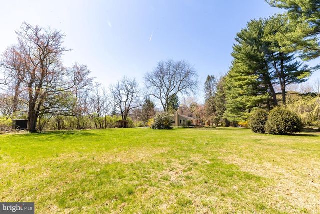 28 SEMINARY RD, Glenmoore, PA 19343