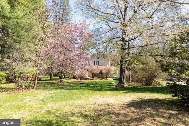 28 SEMINARY RD, Glenmoore, PA 19343