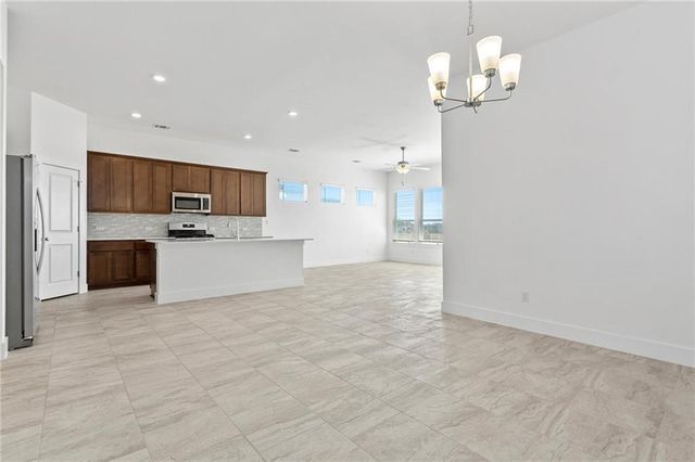 121 Buckle Cove, Kyle, TX 78640