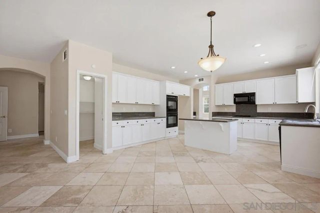 23531 Hobart Ct, Murrieta, CA 92562