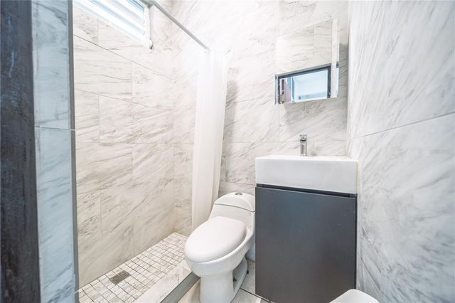 353 PRINCIPAL, Carolina, PR 00985