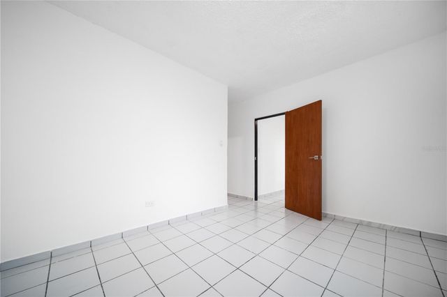 353 PRINCIPAL, Carolina, PR 00985