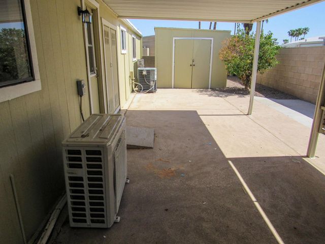 38520 Commons Valley Drive, Palm Desert, CA 92260