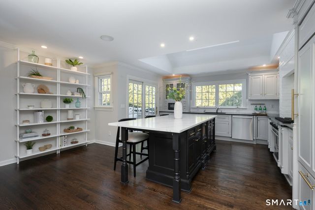 19 Georgian Lane, Darien, CT 06820