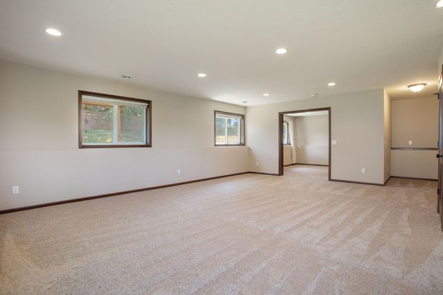 22424 Canova Court, Farmington, MN 55024