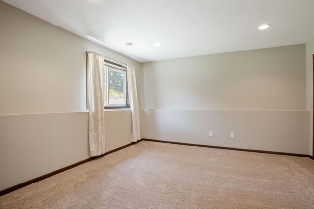 22424 Canova Court, Farmington, MN 55024