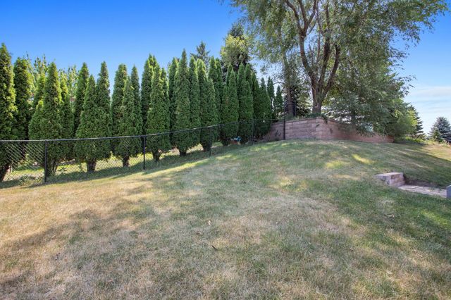 22424 Canova Court, Farmington, MN 55024