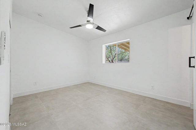 2625 N Fair Oaks Avenue, Tucson, AZ 85712