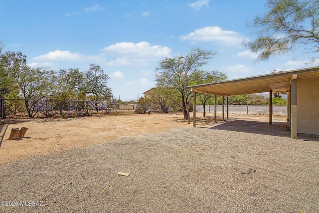 2625 N Fair Oaks Avenue, Tucson, AZ 85712