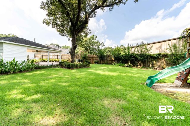 200 W Portside Circle, Mobile, AL 36695