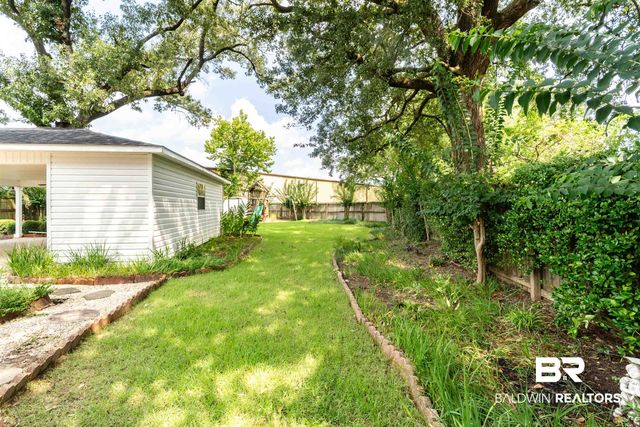 200 W Portside Circle, Mobile, AL 36695